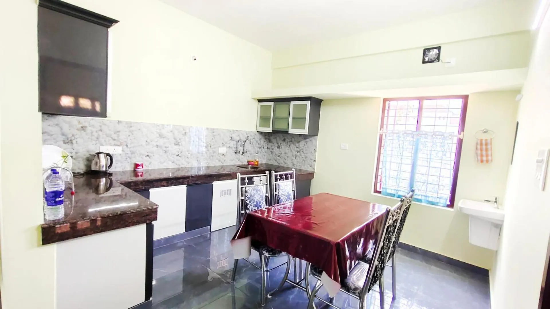 Fully Furnished Noor Mahal Studio Apartments Thiruvananthapuram India